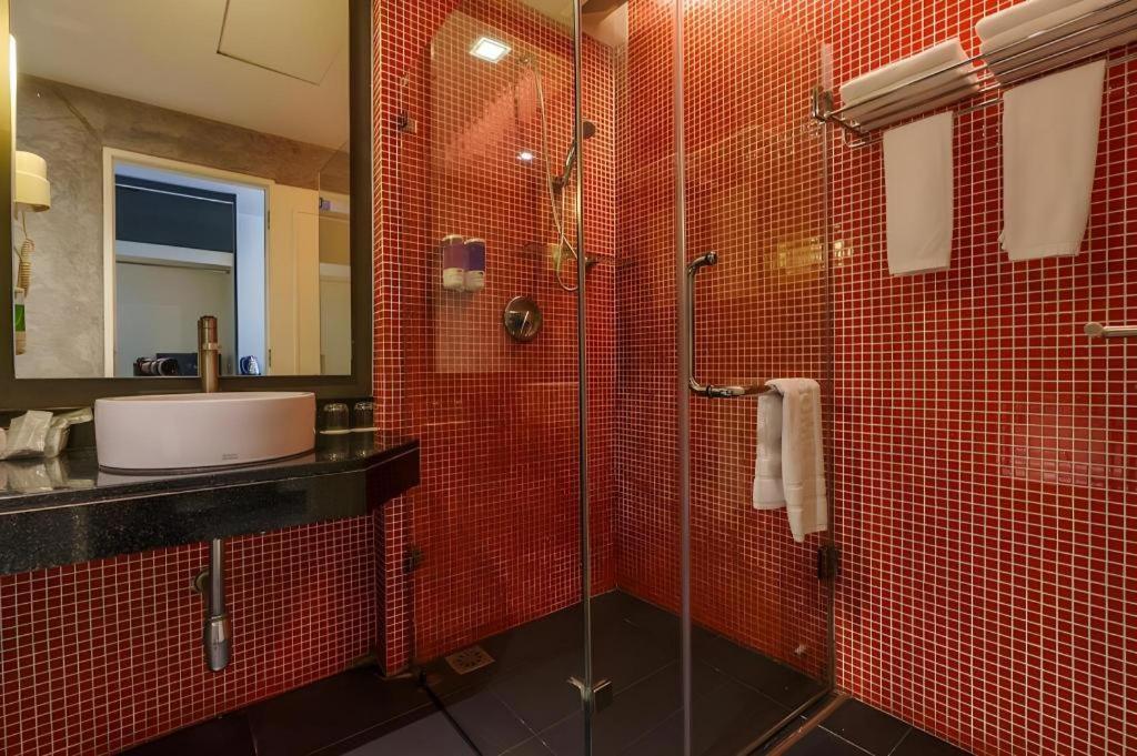 The Park Hotel 3*